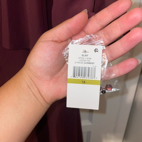 Women’s Burgundy Dress - Picture 9 of 10